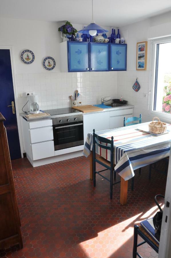 Maison De Vacances Au Bord De La Plage Trégunc Exteriör bild